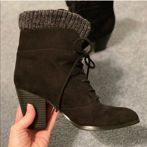 Heeled black boots size 6 NEVER WORN
